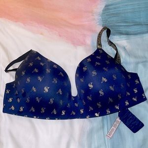Unique size 34DDD VS logo